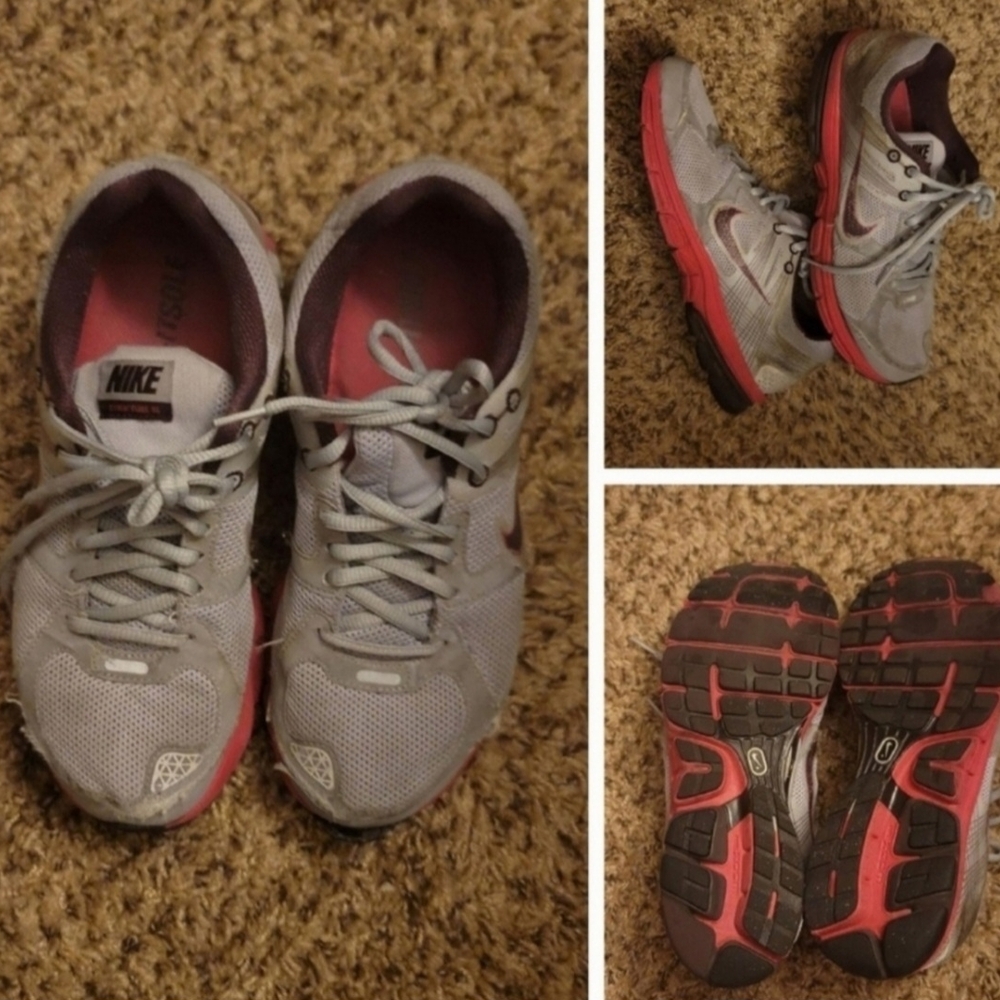 ❤️❤️❤️ Free Any Bundle Nike Womans  Athletic Shoes in Gray and Pink Bundle Only
